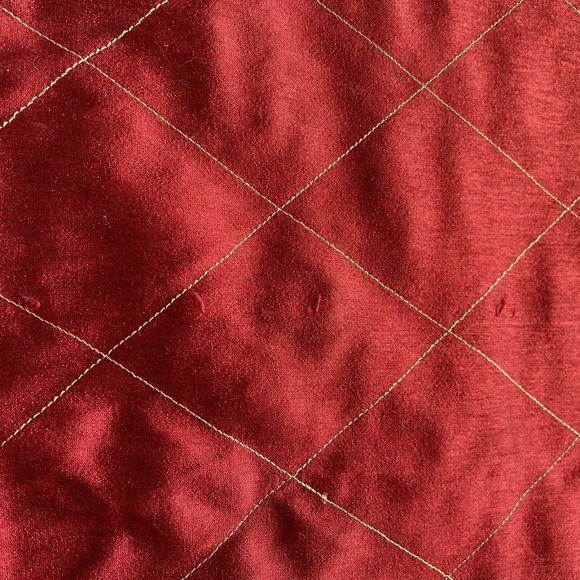 Burgundy Red & Gold Table Placemats Set of 4 - Picture 6 of 9